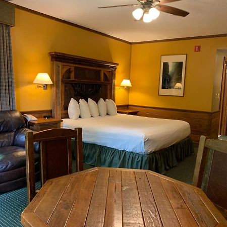 Starved Rock Lodge & Conference Center Utica Esterno foto